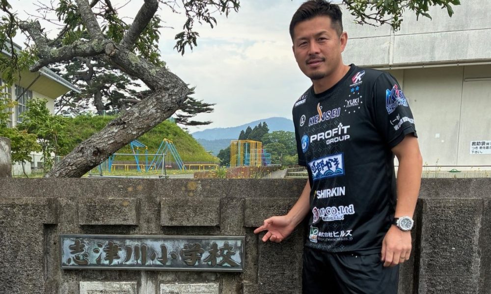 元Jリーガー・田村直也さんが『夢の大切さ・夢は成長を早めるパワー』を伝える特別授業