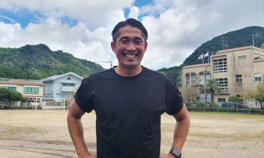 全校20名の小規模小学校でフットサル元日本代表キャプテンが熱き体育授業！