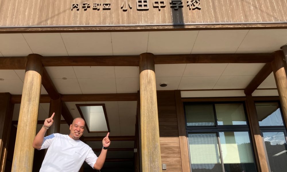 「夢は変わってもその時々を全力で取り組む事が大事」元プロサッカー選手・紀氏隆秀さんによる体育授業！