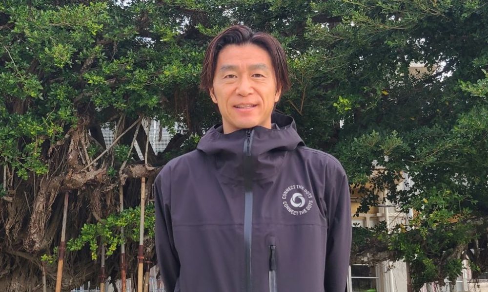 歴史的に教育熱心な沖永良部島の和泊小学校でフットサル界のレジェンド、岩本昌樹さんがサッカー授業！