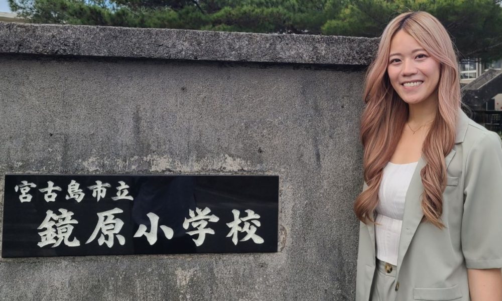 12月中旬で23℃！南国の沖縄・宮古島でアーティスティックスイミング元日本代表・杉山美紗さんが「準備」「体験」「自己研鑽」の大切さを伝える体育授業！