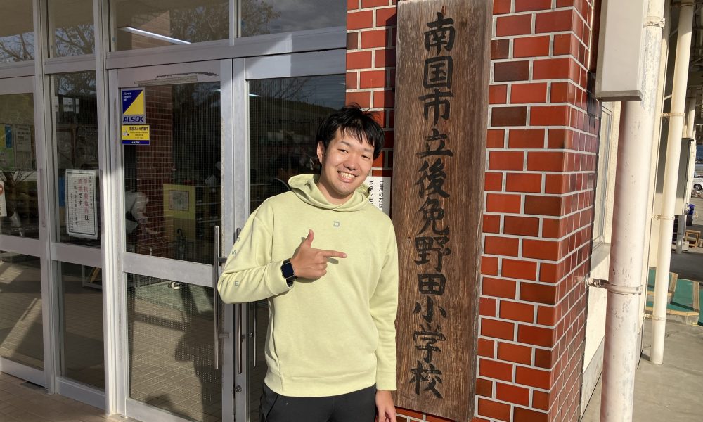 バトンパス＆50m走で大興奮！元日本代表・長田拓也さんから陸上競技の楽しさを学ぶ特別授業