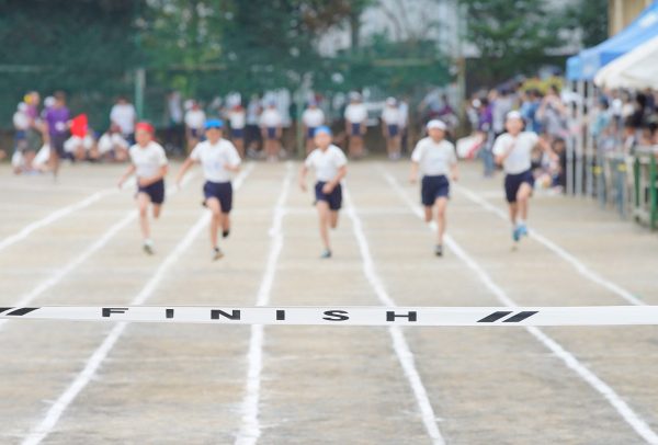 【幼稚園・小学生向け】個別かけっこ教室はお子さんに合わせて基礎から教えてくれるから単発でも走り方が良くなる！受講をされた方が感じた効果や口コミ、評判をご紹介