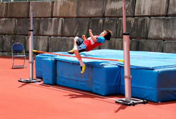 小学生の陸上ってどんな種目があるの？各種目の特徴と求められる特徴や適性を紹介