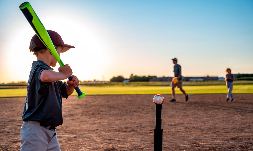 幼児・小学生低学年には野球入門のティーボールがおすすめ！ルールや遊び方をご紹介